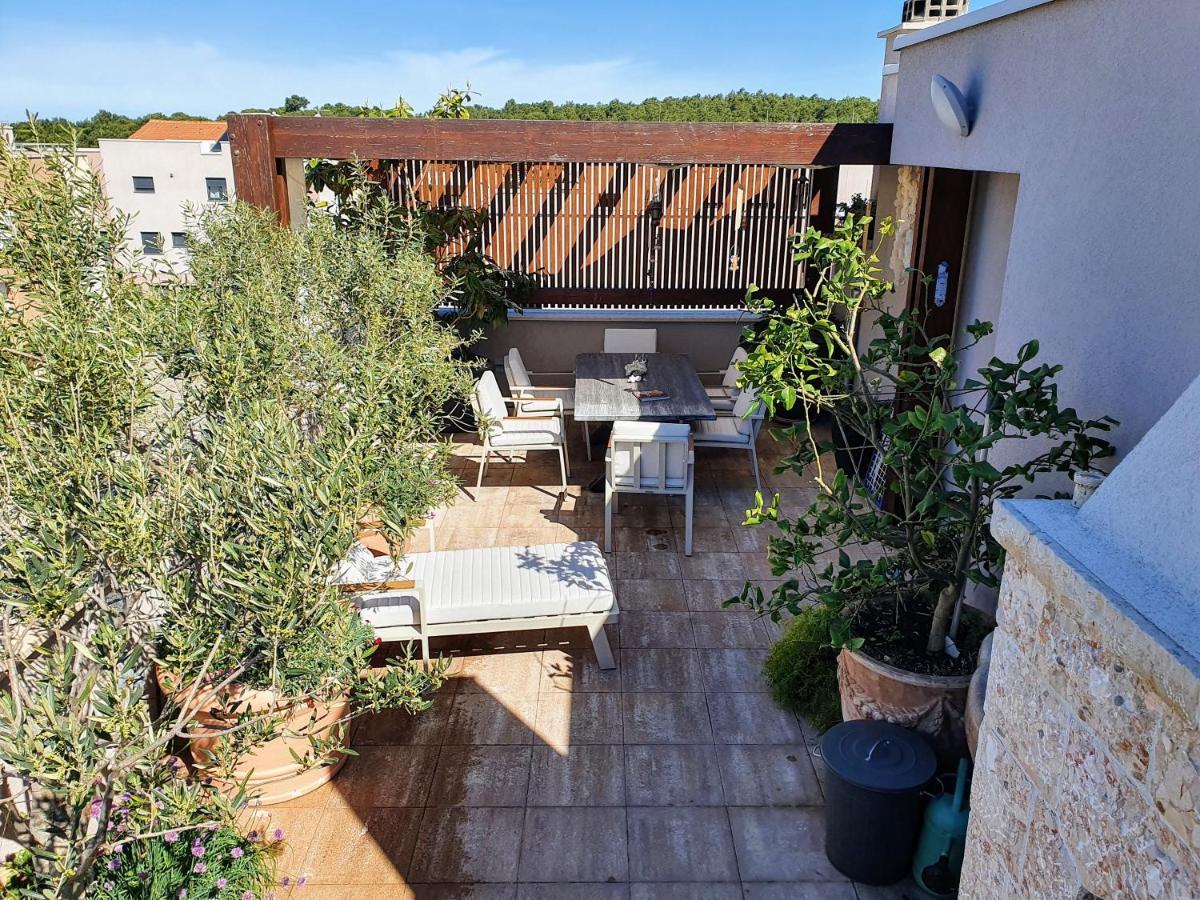Apartment Garden Terrace Задар Екстер'єр фото